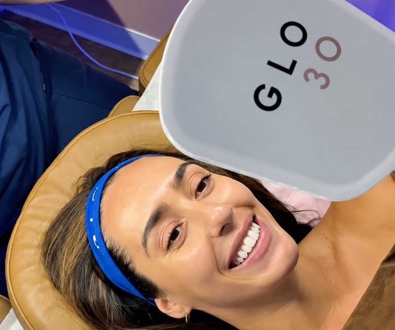 SmartGLO Dermaplane